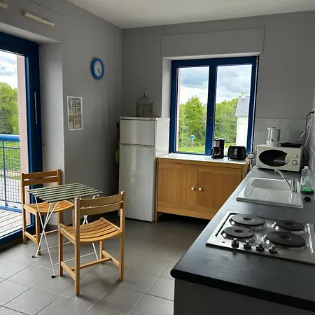 B&B Canal - Maison Du Canal - Sur La Rive De Pont Miny